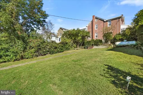 112 E A St, Brunswick, MD 21716 photo 38