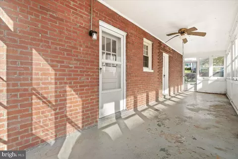 112 E A St, Brunswick, MD 21716 photo 14