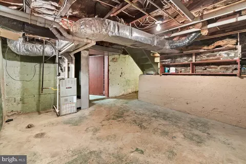 112 E A St, Brunswick, MD 21716 photo 34