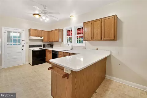 112 E A St, Brunswick, MD 21716 photo 19