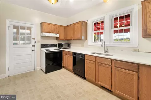 112 E A St, Brunswick, MD 21716 photo 18