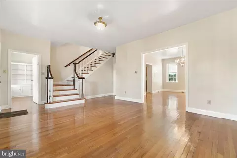 112 E A St, Brunswick, MD 21716 photo 7