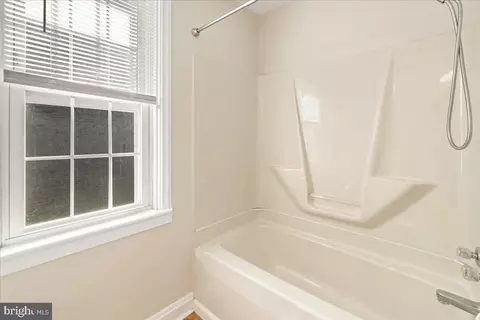 112 E A St, Brunswick, MD 21716 photo 28