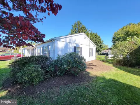 346 Catoctin Ave, Frederick, MD 21701 photo 2
