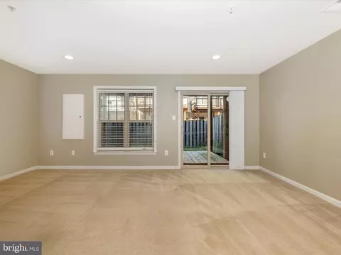 4729 Verdana Loop, Frederick, MD 21703 photo 9