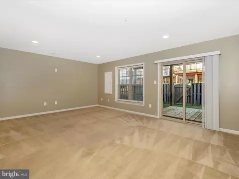 4729 Verdana Loop, Frederick, MD 21703 photo 10