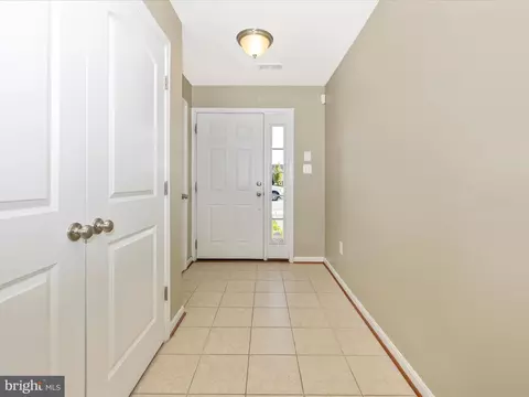 4729 Verdana Loop, Frederick, MD 21703 photo 8