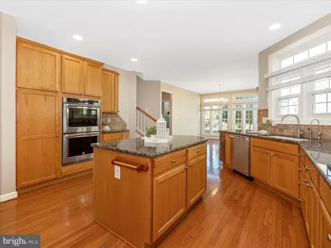 9101 Travener Cir, Frederick, MD 21704 photo 16