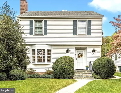 607 Fairview Ave, Frederick, MD 21701