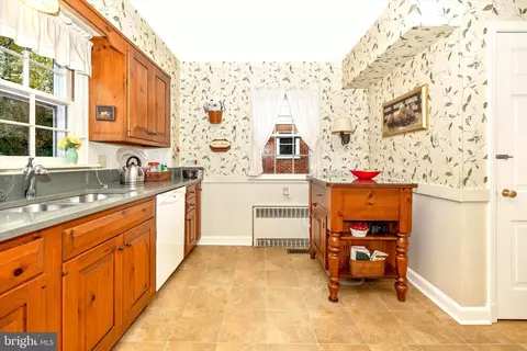 607 Fairview Ave, Frederick, MD 21701 photo 11