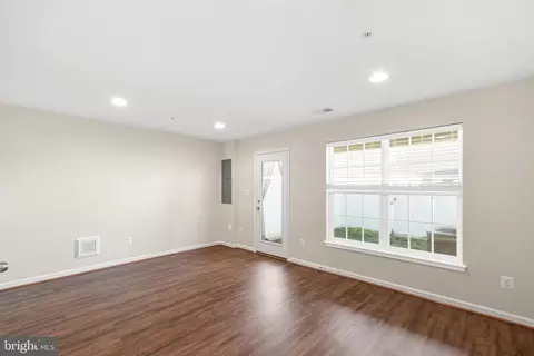 5966 Whelan Ln, Frederick, MD 21703 photo 5