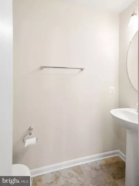5966 Whelan Ln, Frederick, MD 21703 photo 6