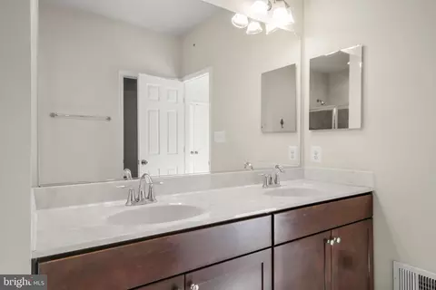 5966 Whelan Ln, Frederick, MD 21703 photo 23