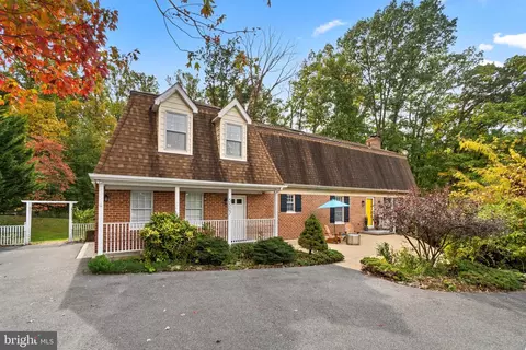 5507 Camelot Ct, Frederick, MD 21704