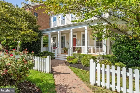3854 Sugarloaf Pkwy, Frederick, MD 21704