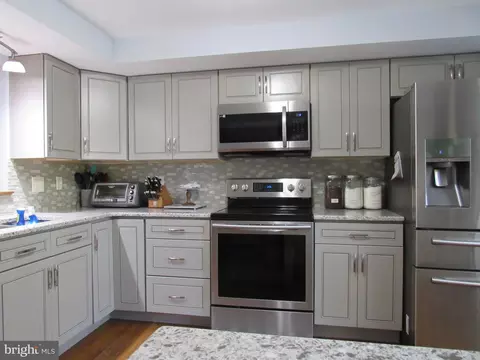 7961 Parkland Pl, Frederick, MD 21701