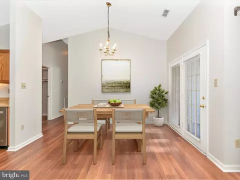 2133 Wainwright Ct #2D, Frederick, MD 21702 photo 3