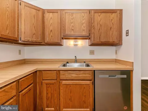 2133 Wainwright Ct #2D, Frederick, MD 21702 photo 9