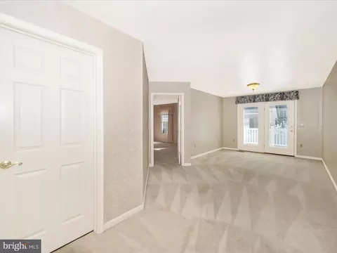 207 Smithfield Dr, Middletown, MD 21769 photo 10