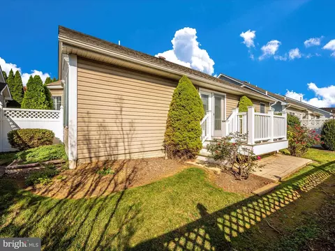 207 Smithfield Dr, Middletown, MD 21769 photo 39