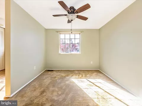 1728 Springfield Ln, Frederick, MD 21702 photo 10