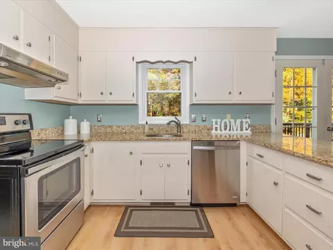 6503 Sleet Ct, Frederick, MD 21703 photo 12
