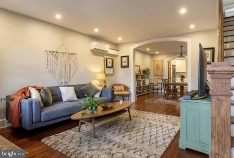 127 S Bentz St, Frederick, MD 21701 photo 3