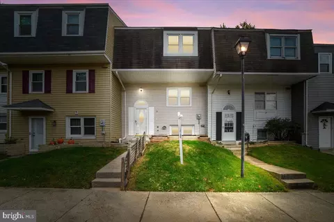 71 Oxford Ct, Walkersville, MD 21793