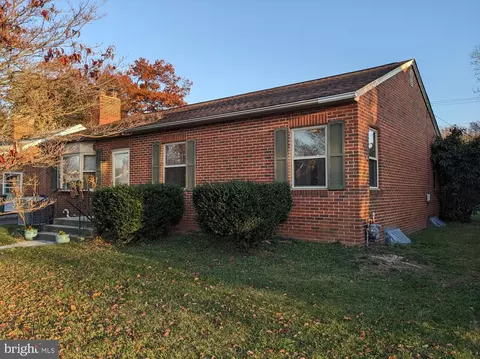 606 Biggs Ave, Frederick, MD 21702 photo 2