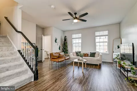 7053 Delegate Pl, Frederick, MD 21703 photo 7