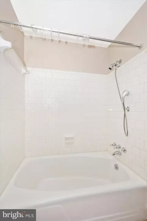 207 Wyngate Dr, Frederick, MD 21701 photo 25