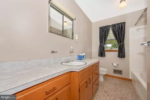 207 Wyngate Dr, Frederick, MD 21701 photo 24