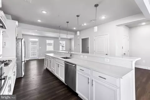 7072 Executive Way, Frederick, MD 21703 photo 7