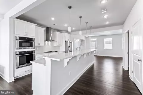 7072 Executive Way, Frederick, MD 21703 photo 5