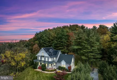 305 Copper Oaks Dr, Woodsboro, MD 21798
