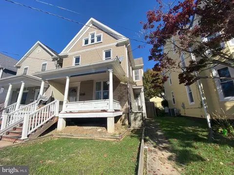 517 Brunswick St W, Brunswick, MD 21716