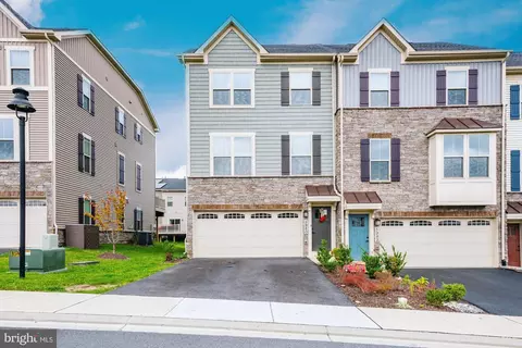 5980 Aplomado Ln, New Market, MD 21774