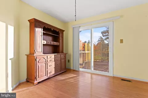 5551 Foxhall Ct, Frederick, MD 21703 photo 4