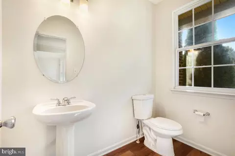 125 Sunlight Ct, Frederick, MD 21702 photo 5