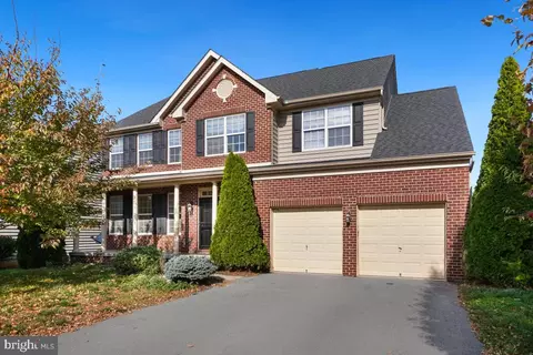 125 Sunlight Ct, Frederick, MD 21702 photo 2