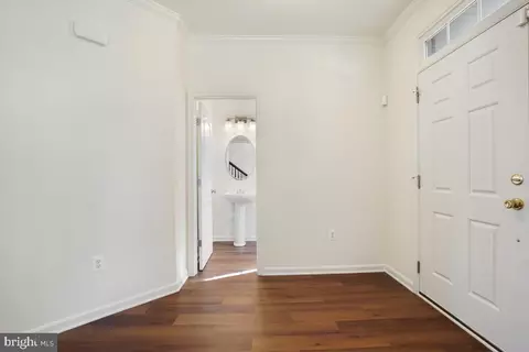 125 Sunlight Ct, Frederick, MD 21702 photo 4