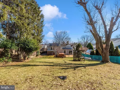 Exterior - 1532 Andover Ln, Frederick, MD 21702 photo 7 of 12