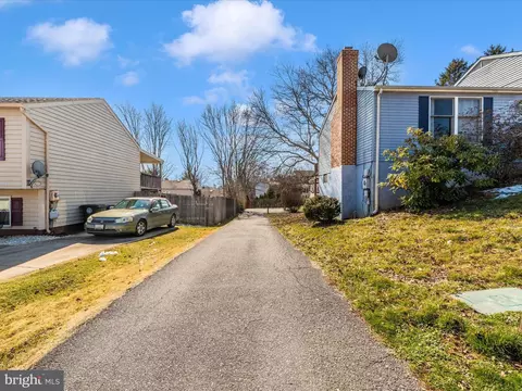 Exterior - 1532 Andover Ln, Frederick, MD 21702 photo 12 of 12