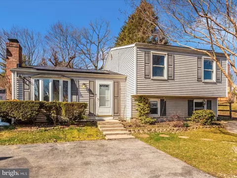Exterior - 1532 Andover Ln, Frederick, MD 21702 photo 11 of 12