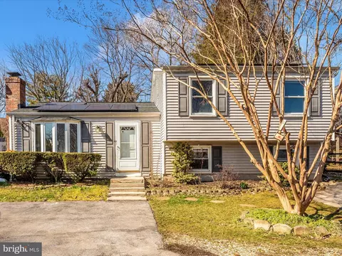 1532 Andover Ln, Frederick, MD 21702