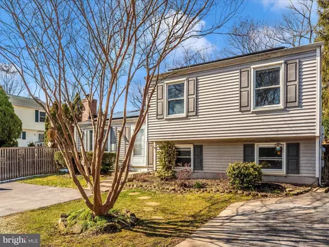 Exterior - 1532 Andover Ln, Frederick, MD 21702 photo 10 of 12