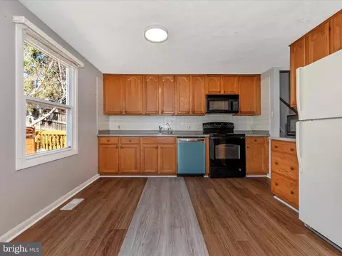Kitchen - 1532 Andover Ln, Frederick, MD 21702 photo 1 of 5