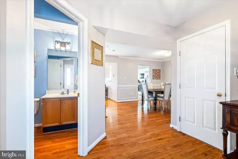 8019 Captains Ct, Frederick, MD 21701 photo 17