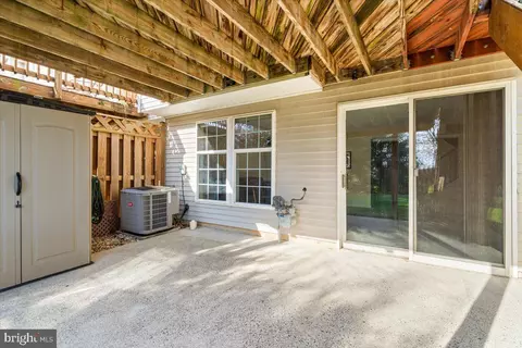 8019 Captains Ct, Frederick, MD 21701 photo 36