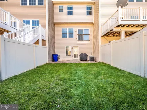 2072 Spring Run Cir, Frederick, MD 21702 photo 40